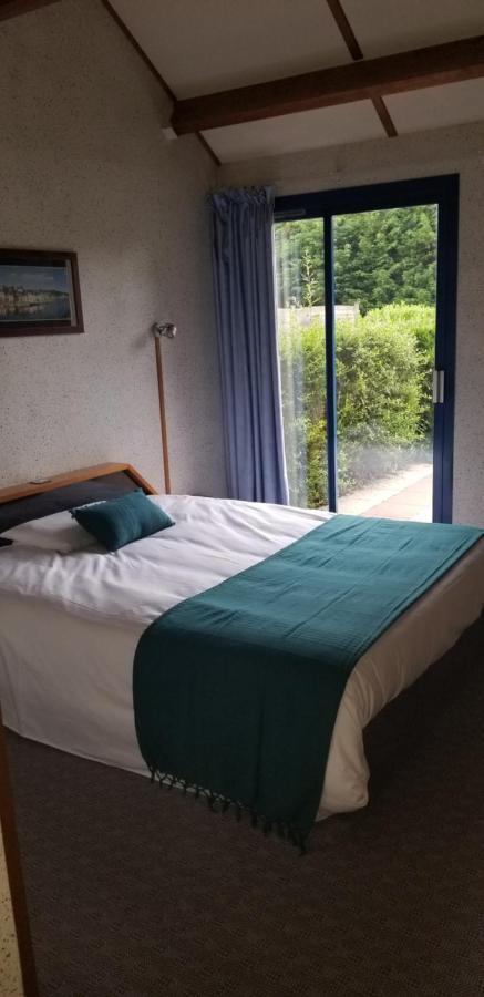 Les Dineux Village Trémeur Екстериор снимка